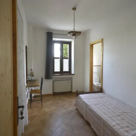 Vallonga Vakantieboerderij Poggio San Vicino